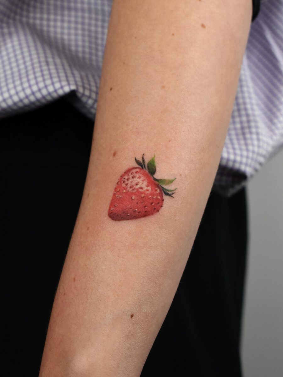 strawberry cutie 🍓 Love Love Love to do thoses type of project, of course becau…